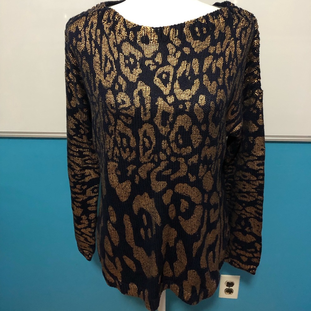 Chico’s - Gold & Navy Leopard Print Shirt